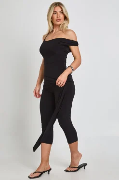 Combinaison Capri Moulante À Encolure Asymétrique