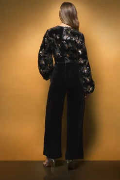 Combinaison à Col V et Manches Bouffantes avec Sequins Floraux