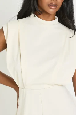 boohoo Combinaison Courte Ajustée À Détails De Plis<Femme Tailleurs|Tons Neutres