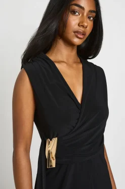 Combinaison Courte Drapée À Toucher Doux Avec Jupe Asymétrique