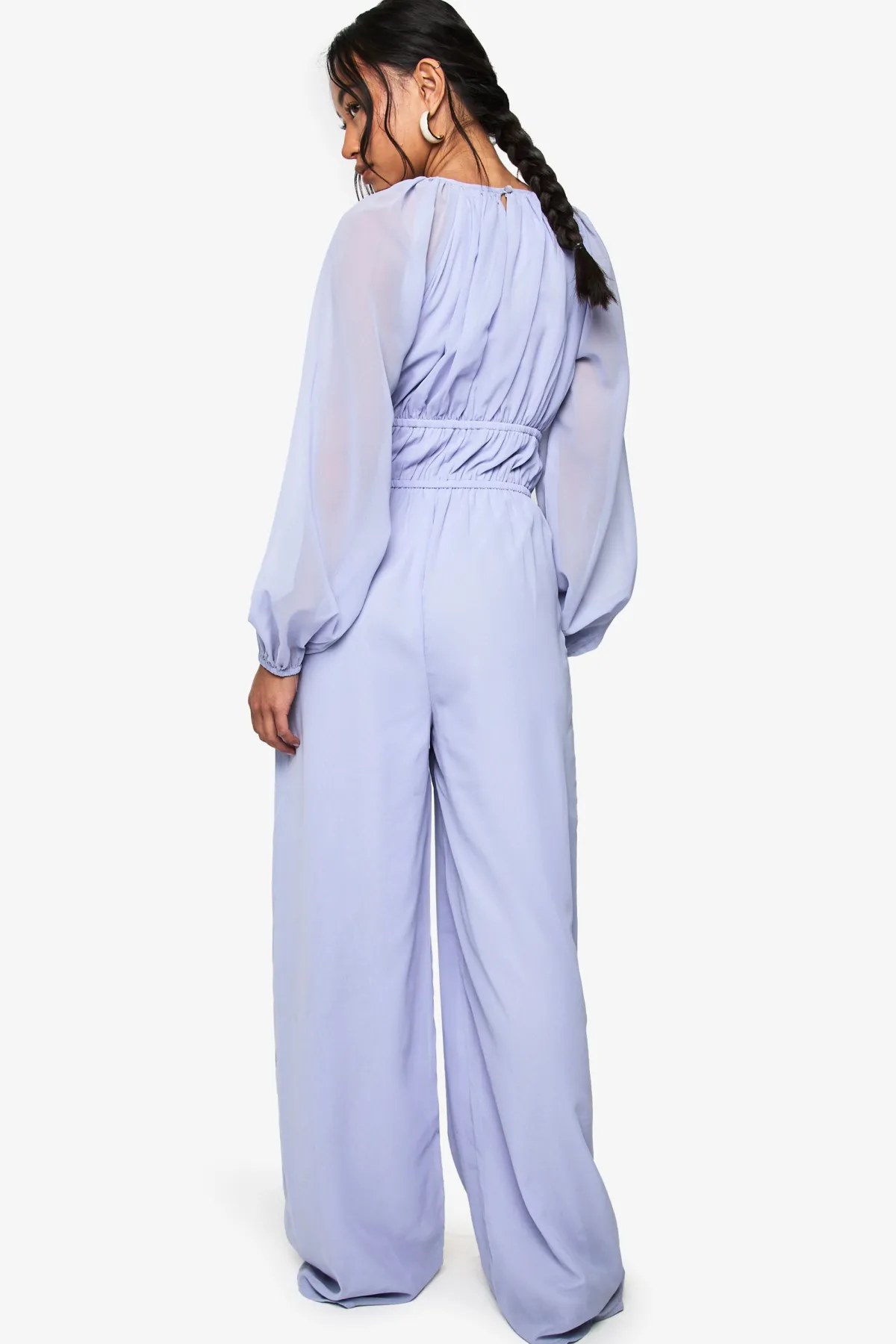 boohoo Combinaison en chiffon à encolure en V, taille froncée et jambes larges<Femme Combinaisons Et Combishorts