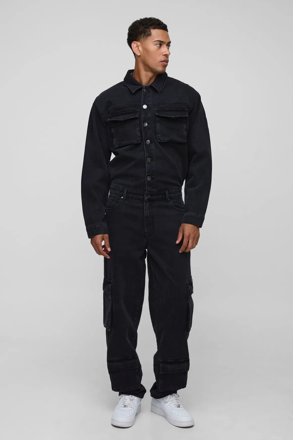 Combinaison en denim cargo lavé à manches longues et coupe décontractée