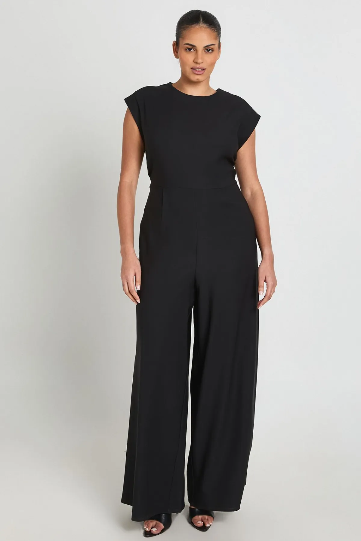 boohoo Combinaison Grande Taille À Jambes Larges Avec Taille Froncée<Femme Combinaisons Et Combishorts