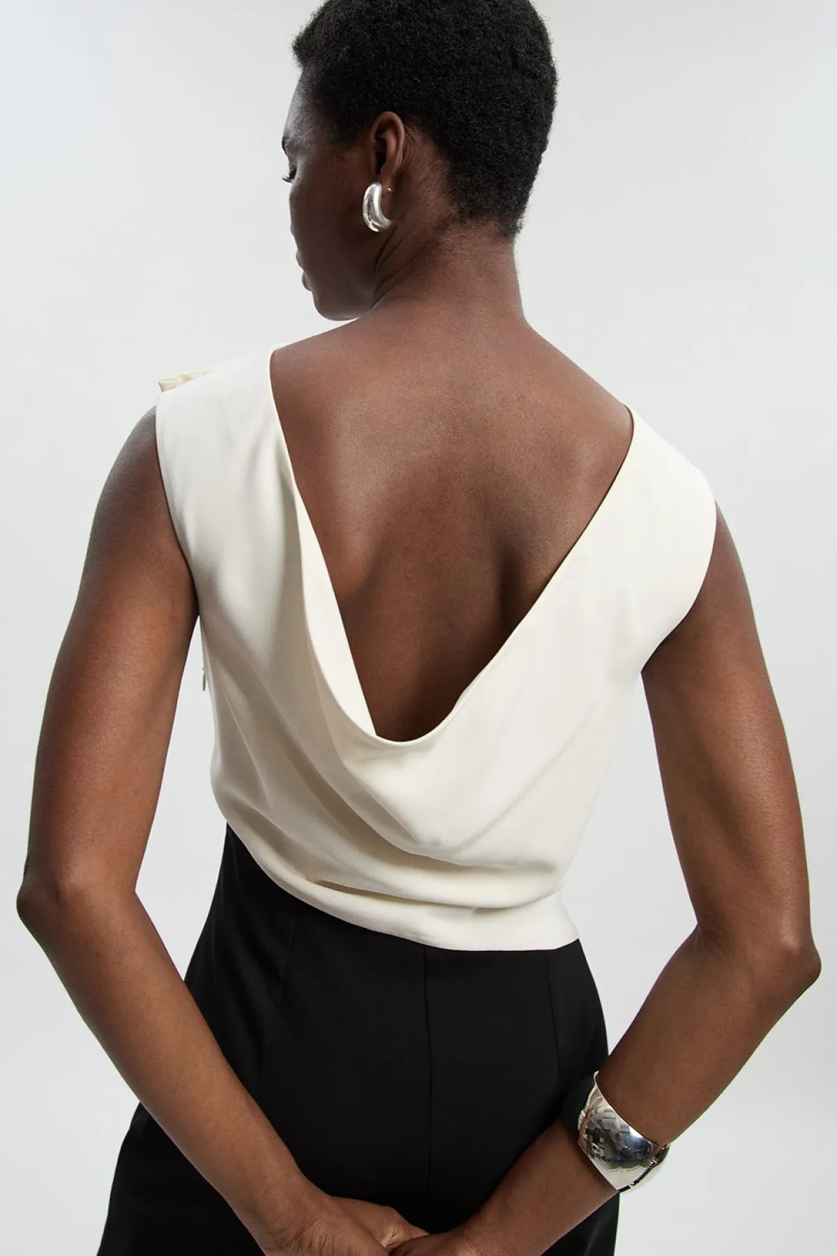 KarenMillen Combinaison Jambes Larges à Col Asymétrique Coupe Souple Ajustée<Femme Tailleurs|Robes Mi-Longues