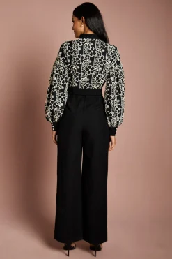 Combinaison Jambes Larges à Manches Bouffantes et Ceinture