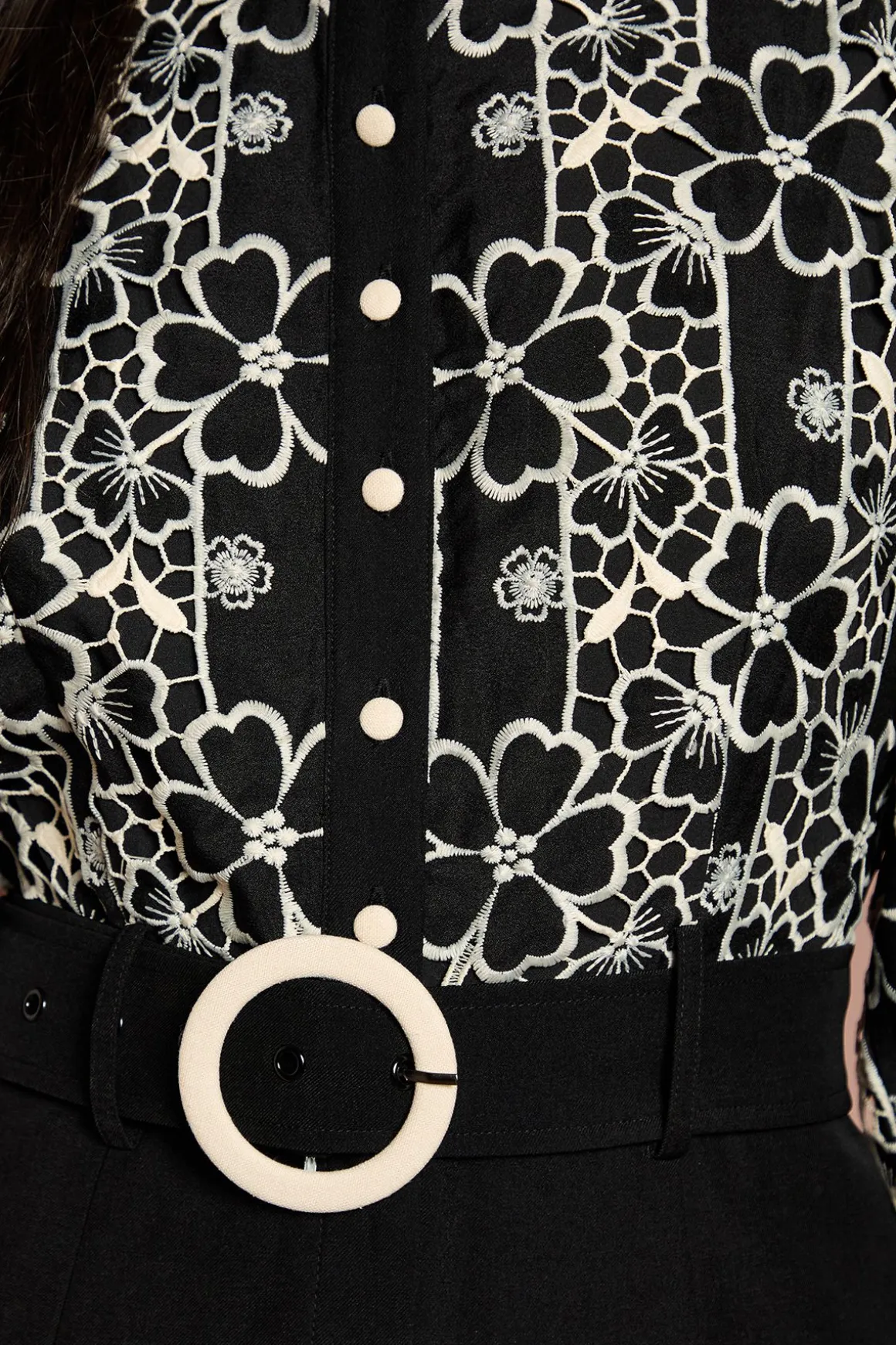 Combinaison Jambes Larges à Manches Bouffantes et Ceinture