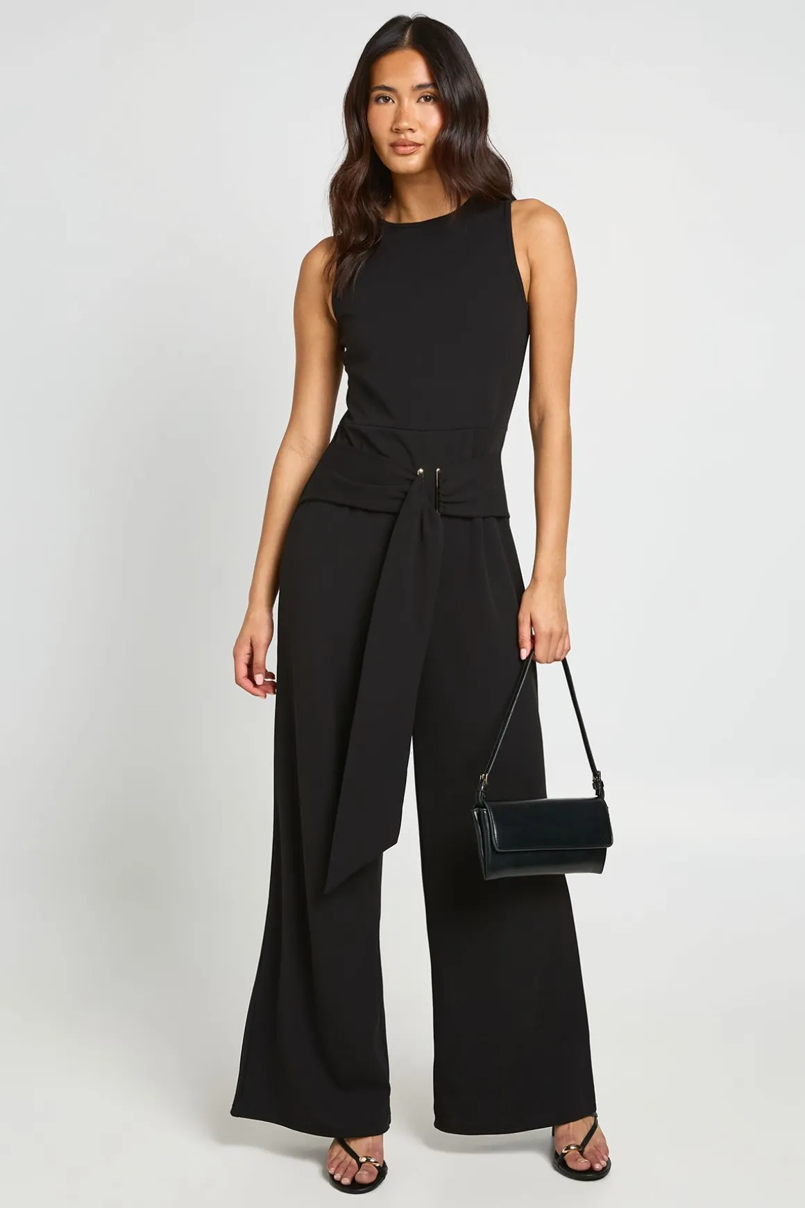 Combinaison Pantalon Large Avec Détail Ceinture Et Finitions Dorées