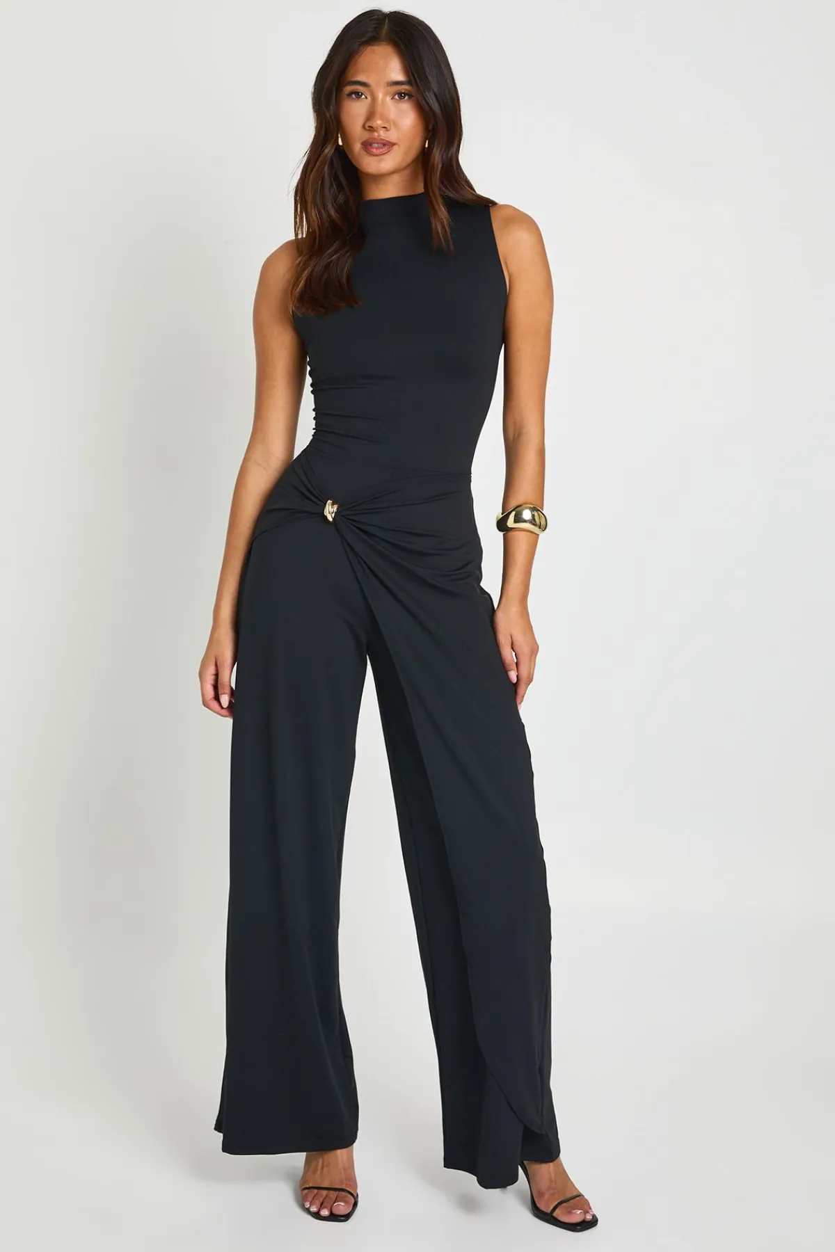 Combinaison Pantalon Large Col Licou Détail Drapé Finition Dorée