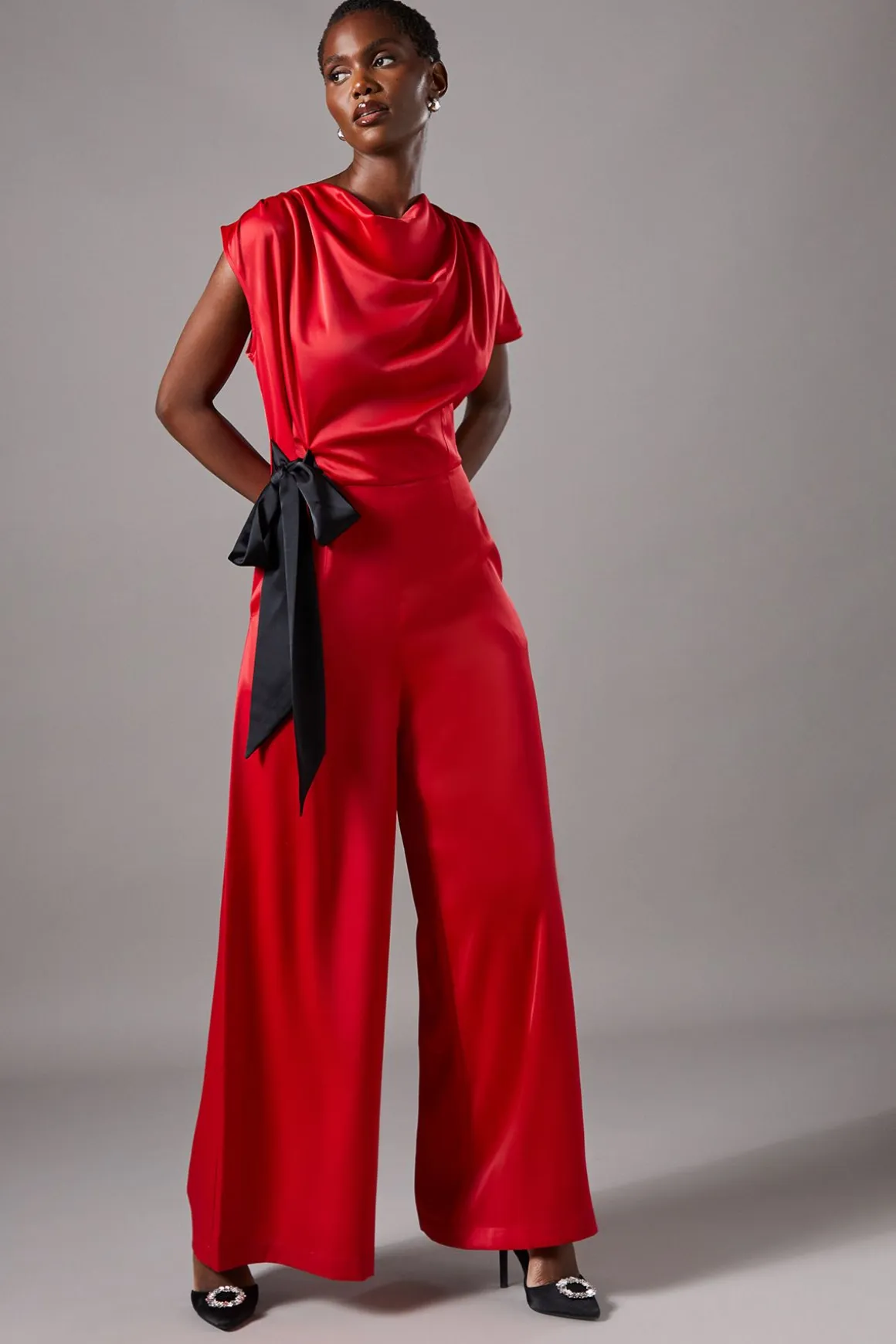 Combinaison Pantalon Large en Satin à Liens Latéraux