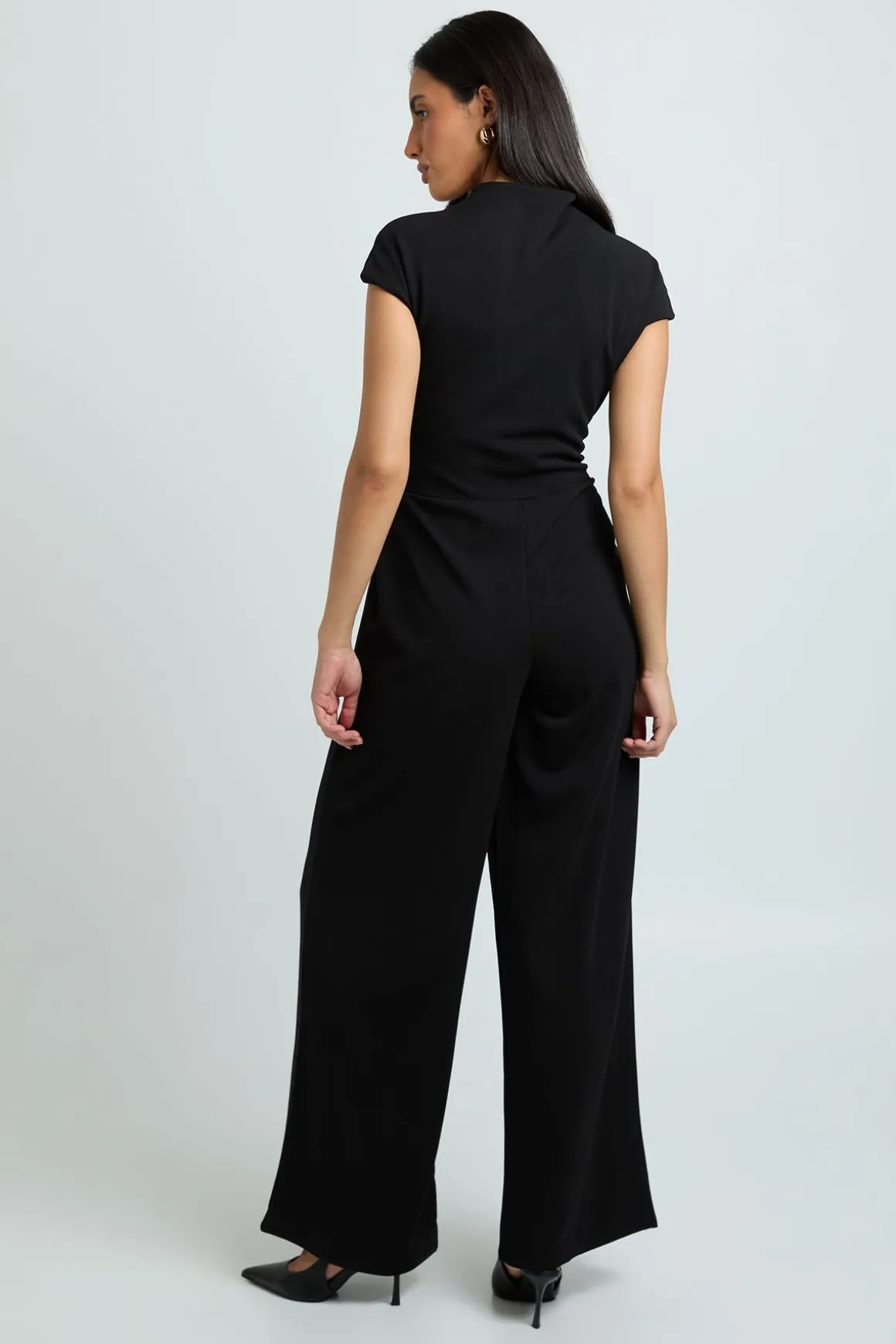 boohoo Combinaison Pantalon Large En Crêpe Jersey À Nœud Sur L'épaule<Femme Combinaisons Et Combishorts