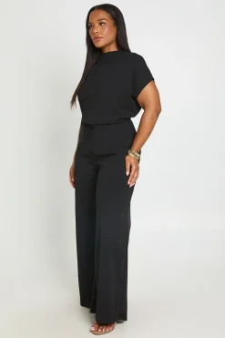 boohoo Combinaison Pantalon Large En Crêpe Jersey Avec Détail Cape<Femme Combinaisons Et Combishorts