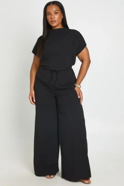 boohoo Combinaison Pantalon Large En Crêpe Jersey Avec Détail Cape<Femme Combinaisons Et Combishorts