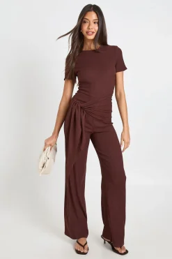 boohoo Combinaison Pantalon Large À Taille Cache-cœur Texturée<Femme Looks Chocolat|Combinaisons Et Combishorts