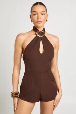 Combinaison Short Dos Nu À Col Licou Avec Finitions Dorées