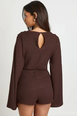 Combinaison-short Texturée À Encolure Bardot Et Taille Cintrée