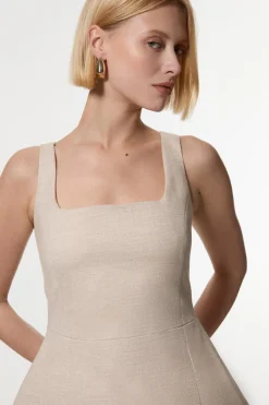 Combinaison tailleur à motif chevrons et jambes larges