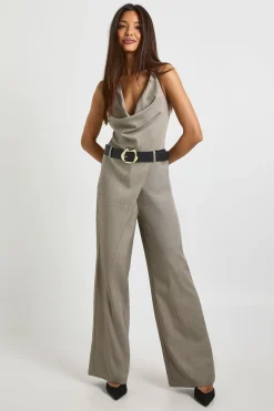 Combinaison tissée ajustée à encolure halter avec ceinture