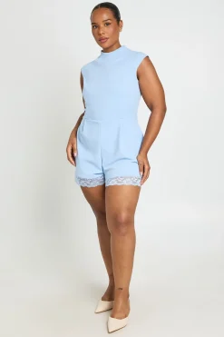 Combi-short Ajustée Grande Taille Col Montant Avec Finitions En Dentelle