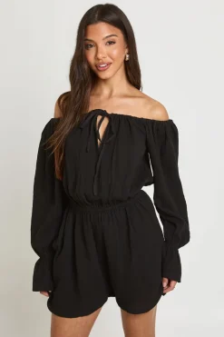 boohoo Combi-short Blouson Texturée À Encolure Bardot<Femme Combinaisons Et Combishorts