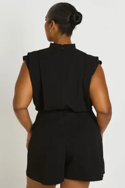 boohoo Combi-short Grande Taille Ajustée Avec Détail De Plis<Femme Tailleurs|Combinaisons Et Combishorts