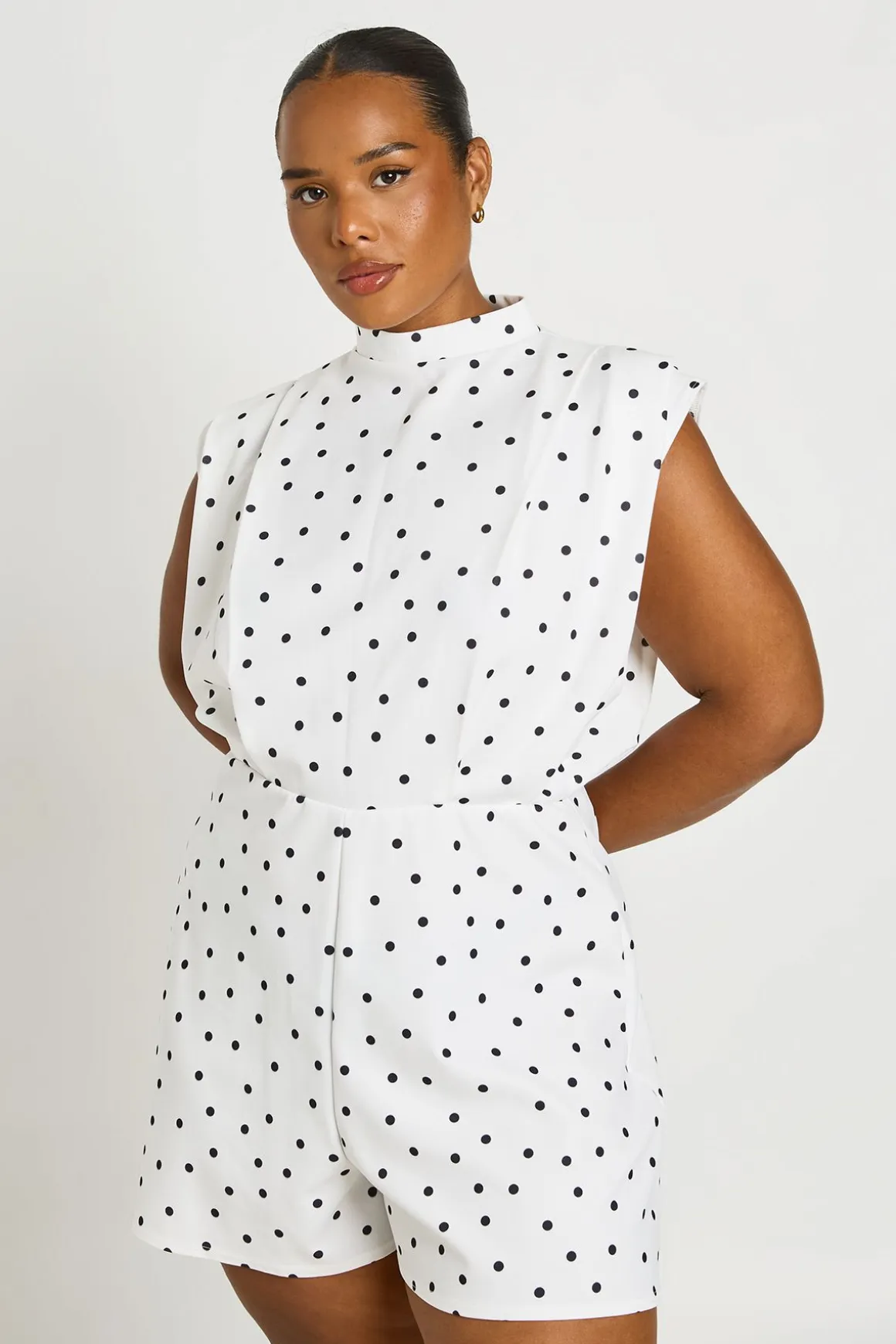 Combi-short Grande Taille À Pois Avec Détails Plissés Ajustés