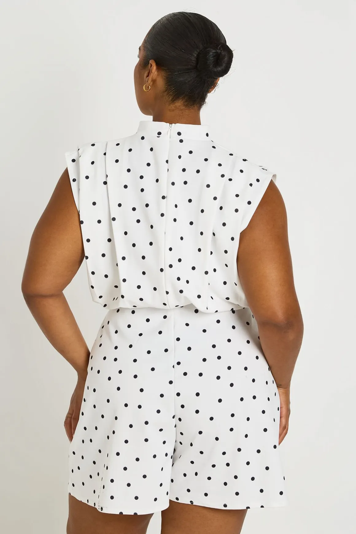 Combi-short Grande Taille À Pois Avec Détails Plissés Ajustés