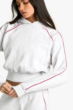 boohoo Contrast Piping Detail Crop Hoodie → Hoodie court à détails de piping contrastés<Femme Sweats À Capuche Et Sweats|Sweats À Capuche Et Sweatshirts