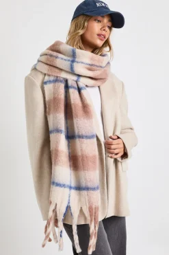boohoo Contrôle du contraste Écharpe oversize à pampilles et duveteuse< Écharpes|Écharpes Et Gants