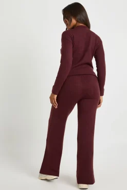 Coordonné pull-over oversize ultra-doux avec détails de manchette boutonnée et pantalon à jambes larges