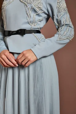 Corsage En Ponte Orné De Perles Avec Jupe Plissée