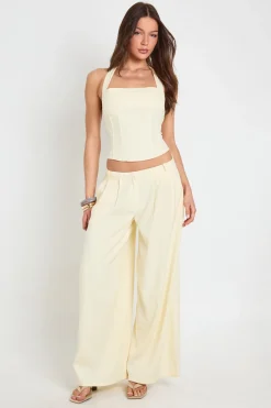boohoo Corset Ajusté À Bretelle Licou<Femme Tailleurs|Tops