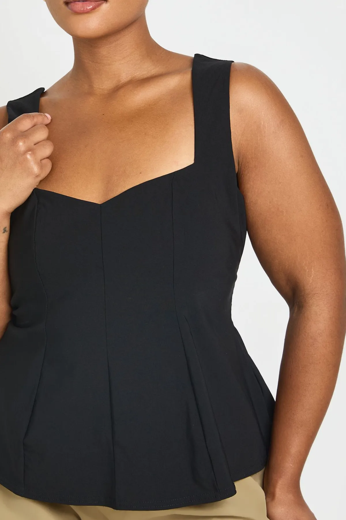 boohoo Corset Grande Taille À Basque Et Décolleté Cœur<Femme Tops