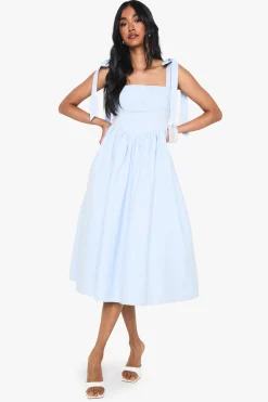 boohoo Cotton Ruched Bust Shoulder Tie Midi Dress<Femme Toutes Les Robes|Robes Patineuses