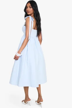 boohoo Cotton Ruched Bust Shoulder Tie Midi Dress<Femme Toutes Les Robes|Robes Patineuses