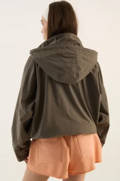 Coupe-vent Imperméable À Casynthétiqueche Avec Col Montant Dsgn Studio