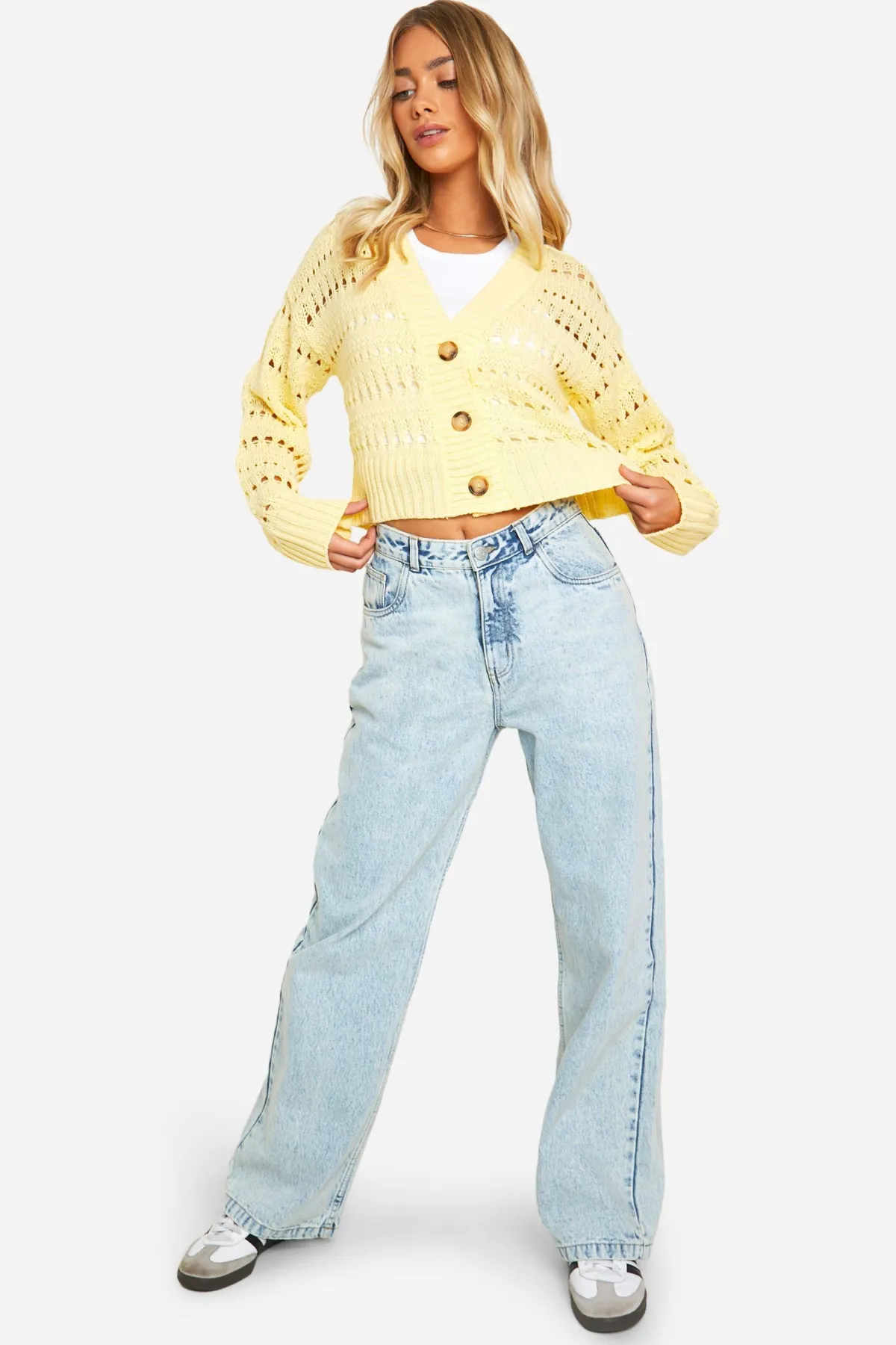 boohoo Crochet Button Through Crop Cardigan<Femme Pulls Et Gilets|Toutes Les Mailles