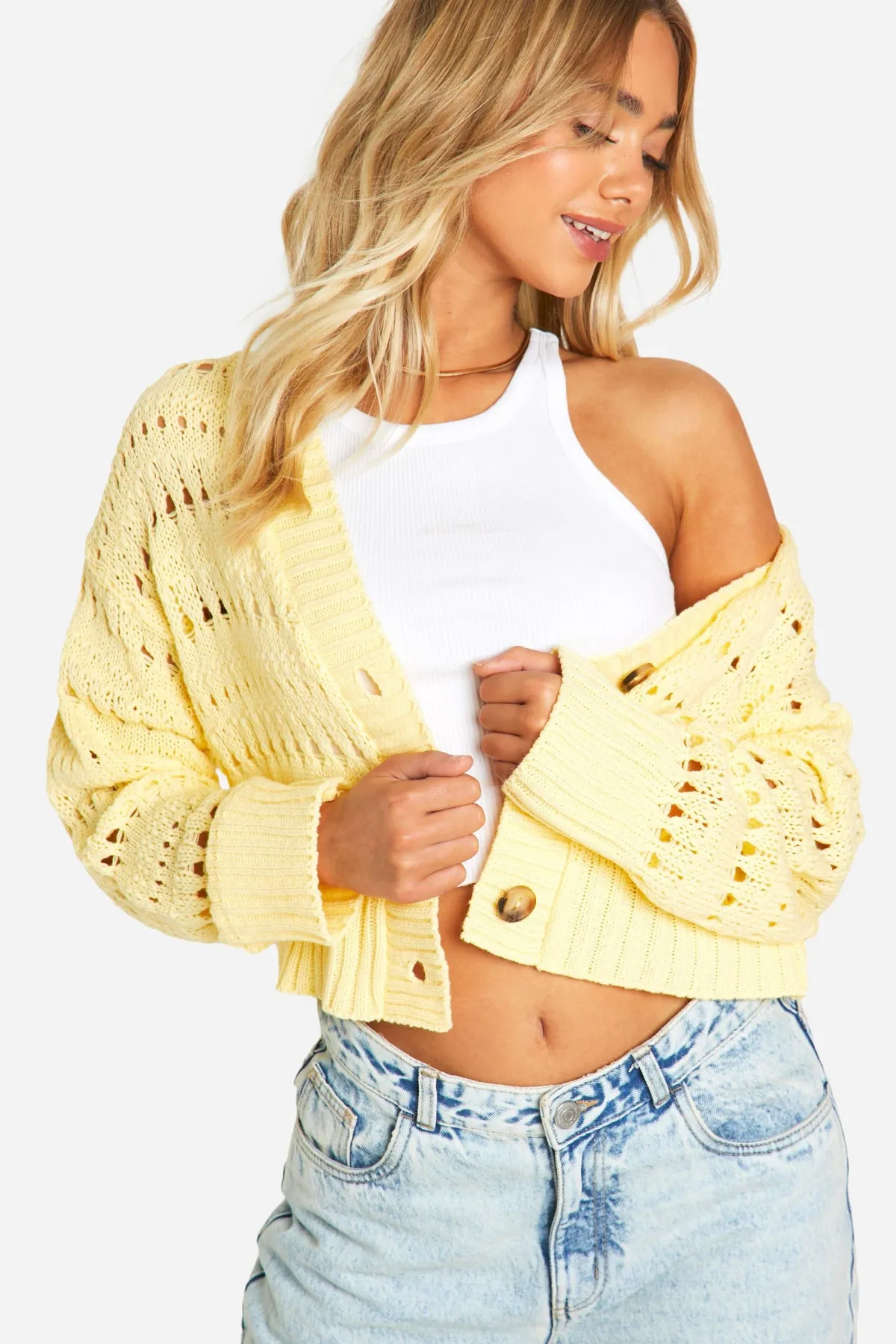 boohoo Crochet Button Through Crop Cardigan<Femme Pulls Et Gilets|Toutes Les Mailles
