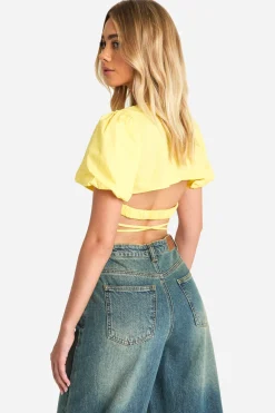 Crop top à nouer à l'avant avec manches bouffantes