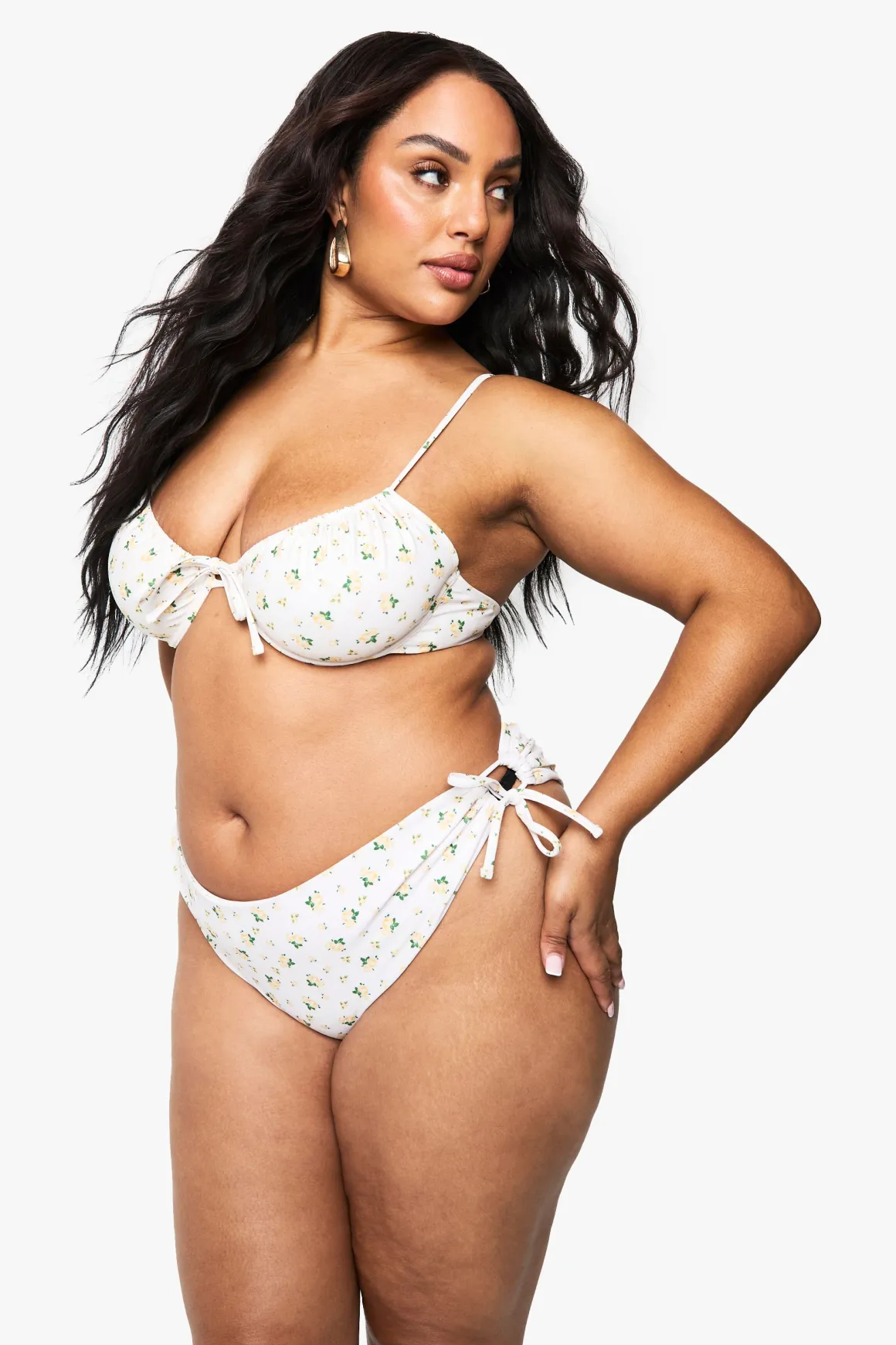 Culotte De Bikini Grande Taille À Imprimé Fleuri Ditsy Avec Fronces Et Liens Latéraux