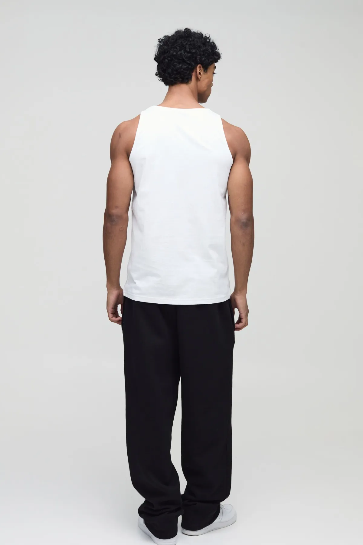 boohooMAN Débardeur basique à broderie signature BM Regular Fit<Homme Essentiels