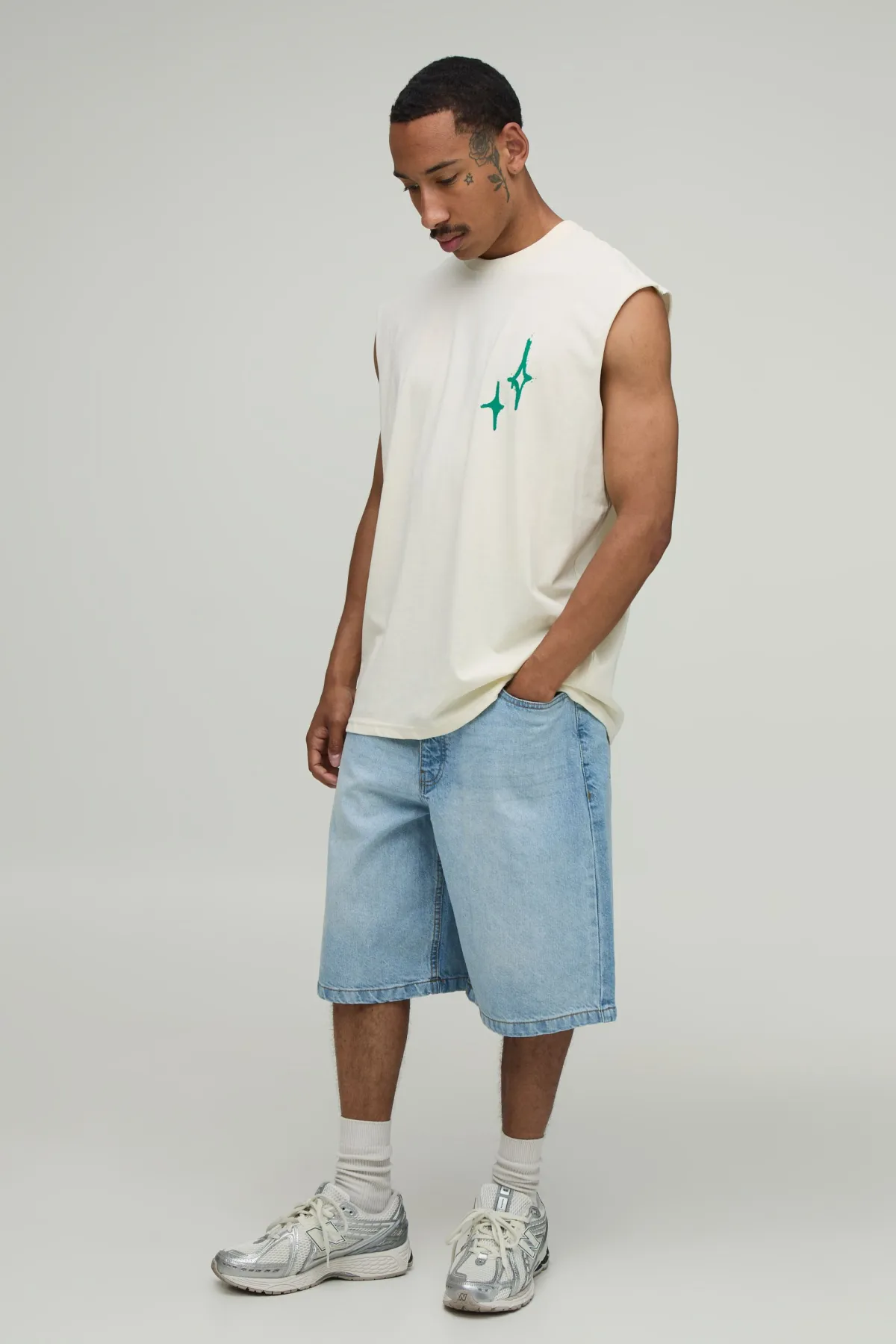 boohooMAN Débardeur Écru Oversize Imprimé Graffiti Étoile Spray<Homme Tout Afficher|Tout Afficher