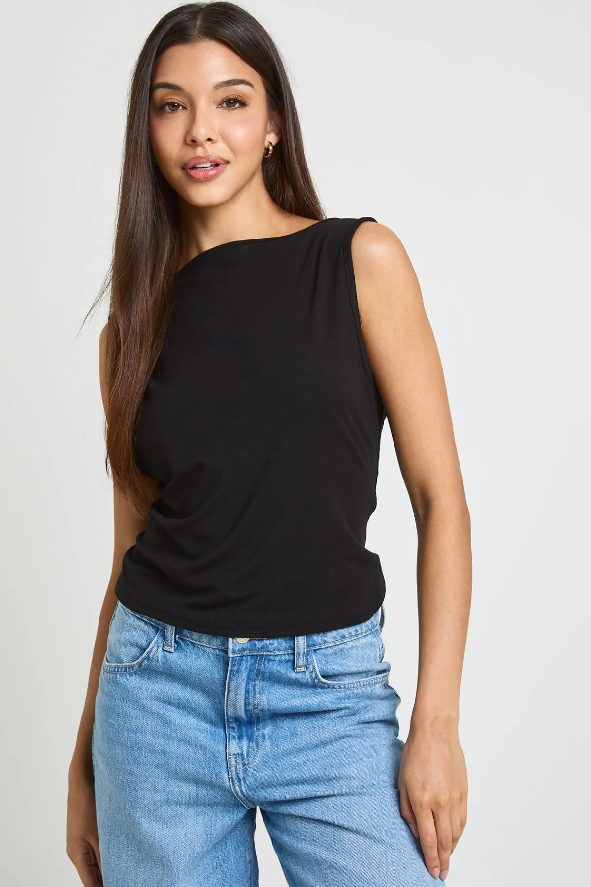 boohoo Débardeur Côtelé Ultra Doux À Dos Échancré Avec Détail Torsadé<Femme Tops D’Automne|Looks De Rentrée