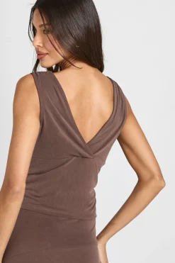 boohoo Débardeur En Cupro À Col V Avec Détails Froncés<Femme Looks Chocolat|Tops