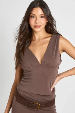 boohoo Débardeur En Cupro À Col V Avec Détails Froncés<Femme Looks Chocolat|Tops