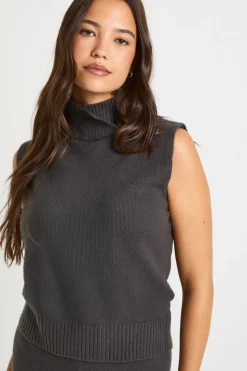 Débardeur en maille super douce à col fendu et pantalon à jambe droite coordonné