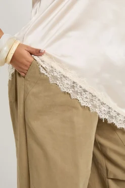 boohoo Débardeur Grande Taille Col Rond Ourlet Asymétrique<Femme Satin Et Dentelle|Tops