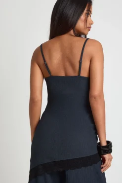 Débardeur Long Asymétrique En Tissu Gaufré Avec Finition Dentelle