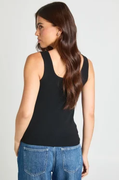 Débardeur Tricoté À Encolure Dégagée
