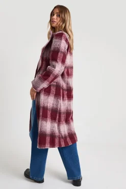 Découvrez le manteau surdimensionné à double boutonnage