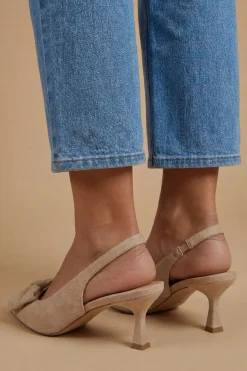 Dora Escarpins À Talon Aiguille Moyen Avec Nœud En Synthétique Synthétique Et Bride Arrière